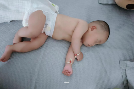 迁安市73码适合多大宝宝穿